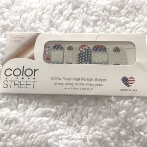 Color Streets RETIRED Liberty Land Nail St…